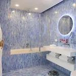 Goralska Residences Bastille Hotel 4*