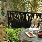 Goralska Residences Bastille 4*