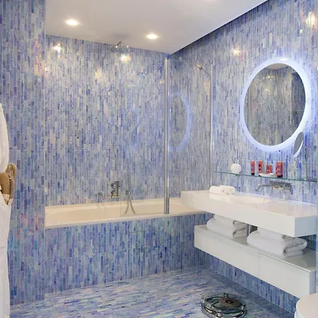 Goralska Residences Bastille Hotel 4*