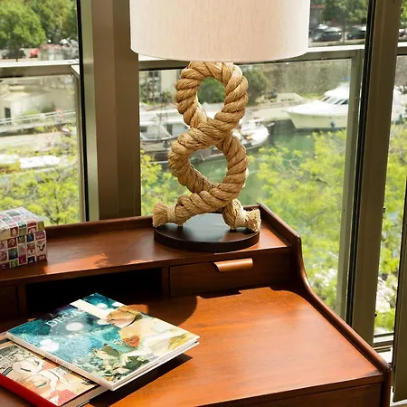 Goralska Residences Bastille Hotel 4*