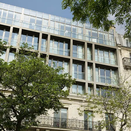 Goralska Residences Bastille 4*