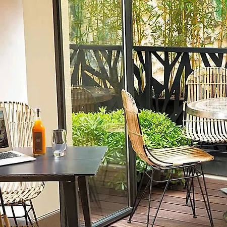 Goralska Residences Bastille 4* パリ