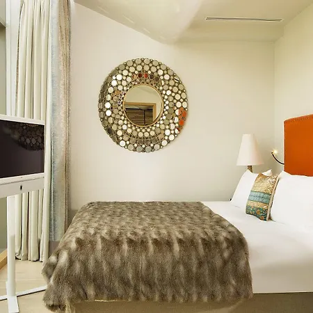 Goralska Residences Bastille Hotel 4*