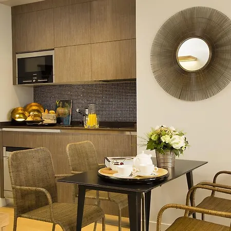 Goralska Residences Bastille Hotel