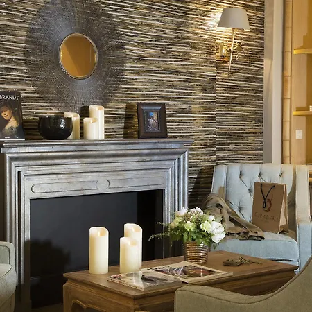 Goralska Residences Bastille Hotel