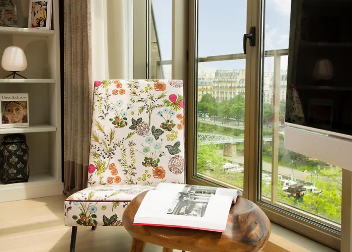 Goralska Residences Bastille 4*